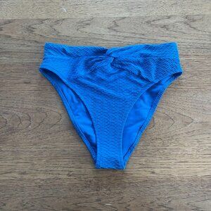 Victoria's Secret Blue MEDIUM Twist Front Textured Bikini Swim Bottom NWOT E